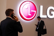 LG lần đầu vượt mặt Samsung