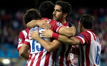 Diego Costa dua Atletico Madrid vao vong 1/16 hinh anh