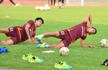 Danh sach nhung cau thu co nguy co chia tay doi Olympic hinh anh