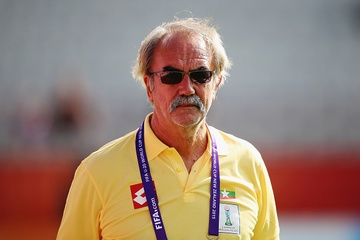 Myanmar dua HLV doi U19 len dan dat DTQG hinh anh