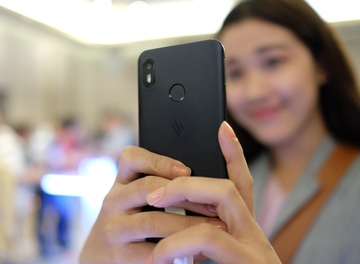 Sau 6 thang ra mat, Vsmart dang o dau tren ban do smartphone Viet? hinh anh
