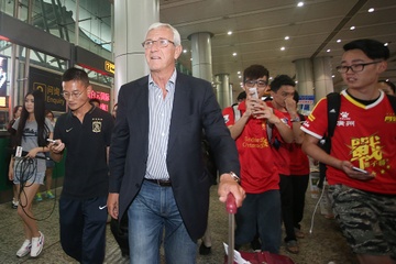 Trung Quoc loi keo thanh cong HLV Lippi cuu DTQG hinh anh