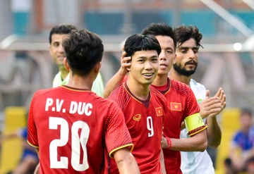 'Bong da tre Viet Nam dang co su dau tu khon ngoan' hinh anh