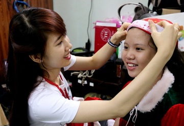 Hang nghin ban tre den ngay hoi quoc te nguoi tinh nguyen hinh anh