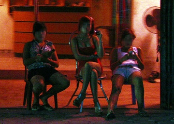 Chon diem nong thi diem lap ‘pho den do’? hinh anh
