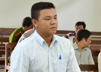 Nhung vu cong an dung nhuc hinh vuong vong lao ly hinh anh