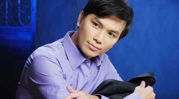 Manh Quynh lam live show ky niem 20 nam ca hat tai Viet Nam hinh anh