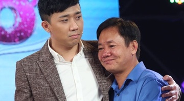 Tran Thanh roi nuoc mat truoc nguoi cha nuoi hai con teo nao hinh anh