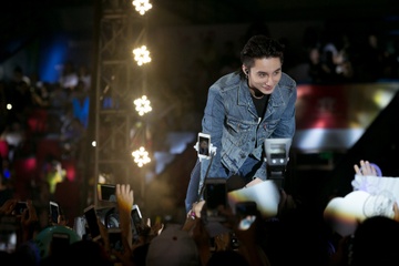 Sky dong thanh hat 'Chac ai do se ve' cung Son Tung hinh anh
