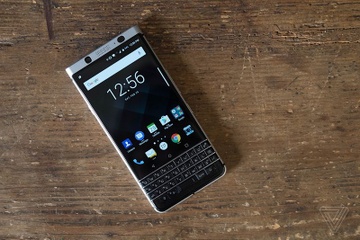 BlackBerry KeyOne - khi niem kieu hanh tro thanh don chi tu hinh anh