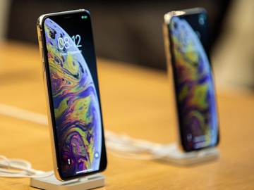 Samsung 'tang' toi da 550 USD cho ai doi tu iPhone sang Galaxy S10 hinh anh