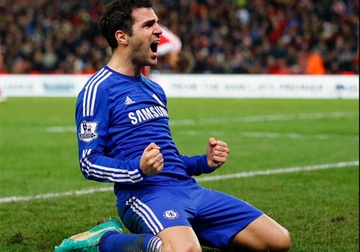 Fabregas bi loai o doi hinh hay nhat luot di Premier League hinh anh