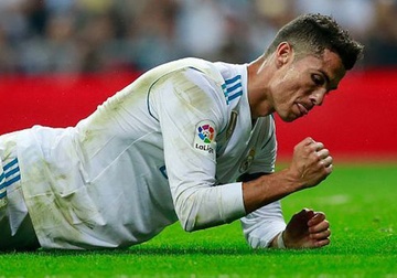 Ronaldo va Real bi cong dong mang gieu cot hinh anh