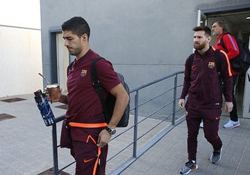 Messi, Suarez met moi khi len duong da Champions League hinh anh