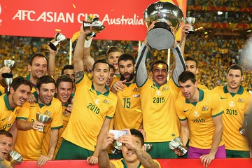 Hinh anh Australia lan dau dang quang Asian Cup hinh anh
