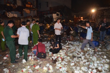 Phat hien 500 kg tien chat thuoc no o cong ty phan bon hinh anh
