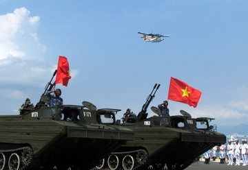 Dan vu khi cua Hai quan Viet Nam duyet doi hinh hinh anh