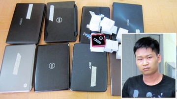 Nam sinh trom hang loat laptop cua ban hoc hinh anh