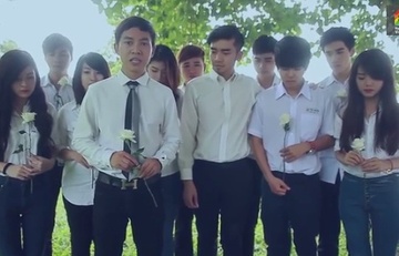 Clip ve me cua BB&BG khien ngan nguoi roi nuoc mat hinh anh