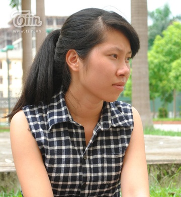 Nu sinh tron bo me cam 300.000 dong di thi dai hoc hinh anh