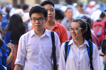 De thi va goi y dap an mon Toan cao dang khoi A, A1, B va D hinh anh