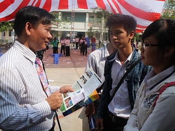 Mo nhieu nganh moi don dau hoi nhap hinh anh