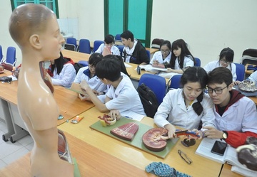 DH Y Ha Noi tuyen thang 41 thi sinh vao nganh Y da khoa hinh anh
