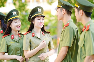 Bo cong an ly giai viec dung tuyen sinh 2 truong cong an phia Nam hinh anh