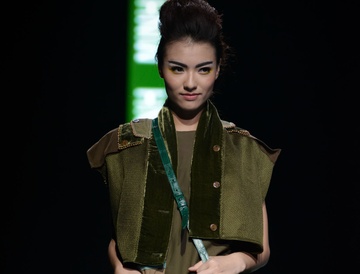 Hong Que nam tinh trong thiet ke thu dong cua Minh Hanh hinh anh
