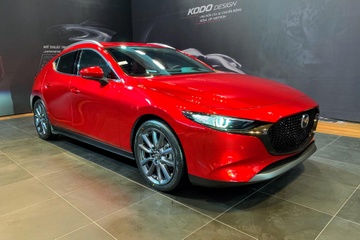 Mazda3 2020 day gia cao, phien ban nao se ban chay? hinh anh