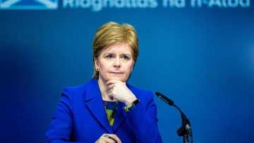 Thu hien Scotland bat ngo tu chuc hinh anh