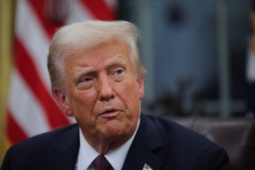Ong Trump canh bao ap thue quan Trung Quoc tu thang 2 hinh anh