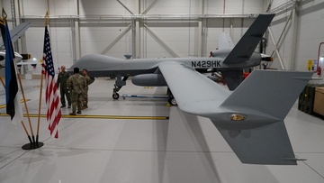 Cuoc ‘chay dua vu trang’ ve UAV giua My va Trung Quoc hinh anh
