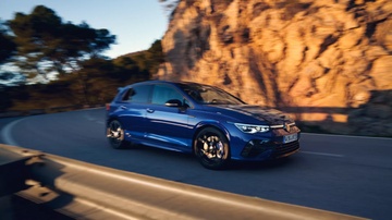 Volkswagen Golf R ban ky niem 20 nam hinh anh