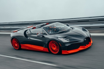Bugatti W16 Mistral dat ky luc toc do the gioi 453,91 km/h hinh anh
