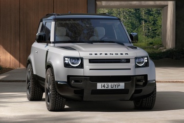 Land Rover Defender ra mat ban nang cap 2026, it co su thay doi hinh anh