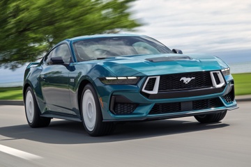 Ford Mustang GT Premium FX Package mang phong cach tu nhung nam 1980 hinh anh