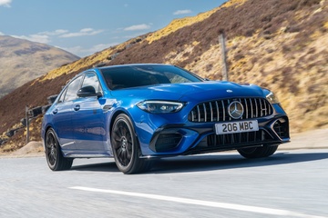 Mercedes-AMG thua nhan that bai voi dong co 4 xy-lanh hinh anh