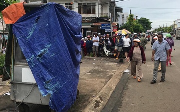Nguoi phu nu chet chay canh tu banh mi hinh anh