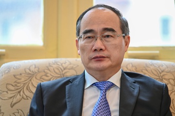 'Lan song Covid-19 thu 3 o Viet Nam ket thuc khi Hai Duong het dich' hinh anh
