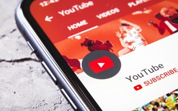 Kiem hon 80 ty dong tu Google, YouTube nhung chua dong thue hinh anh