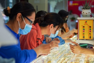 Viet Nam tieu thu gan 50 tan vang trang suc moi nam hinh anh