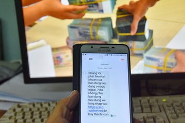 Gia vo ho tro Covid-19 de lua tien trong tai khoan ngan hang hinh anh