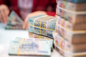 Lai suat qua dem lao doc, Ngan hang Nha nuoc hut tien tro lai hinh anh