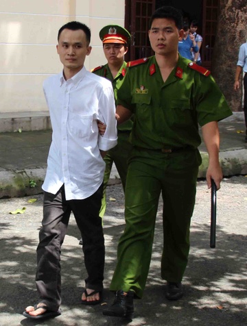 Giam doc sieu lua hinh anh