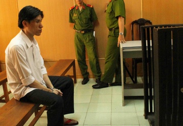 Chong tam xang dot vo vi… phe ma tuy hinh anh