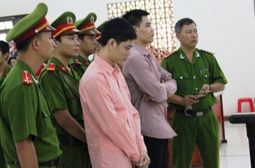 Hai hung thủ máu lạnh bị TAND Đồng Nai tuyên án tử hình.