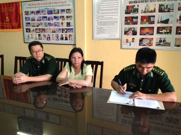 Hanh trinh tron thoat cua co gai bi lua ban sang Trung Quoc hinh anh