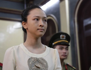 Hoa hau Phuong Nga: 16,5 ty la tien hop dong tinh cam hinh anh