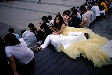 ‘Neu nghe ai do noi ve chuyen ket hon, toi se bo chay’ hinh anh